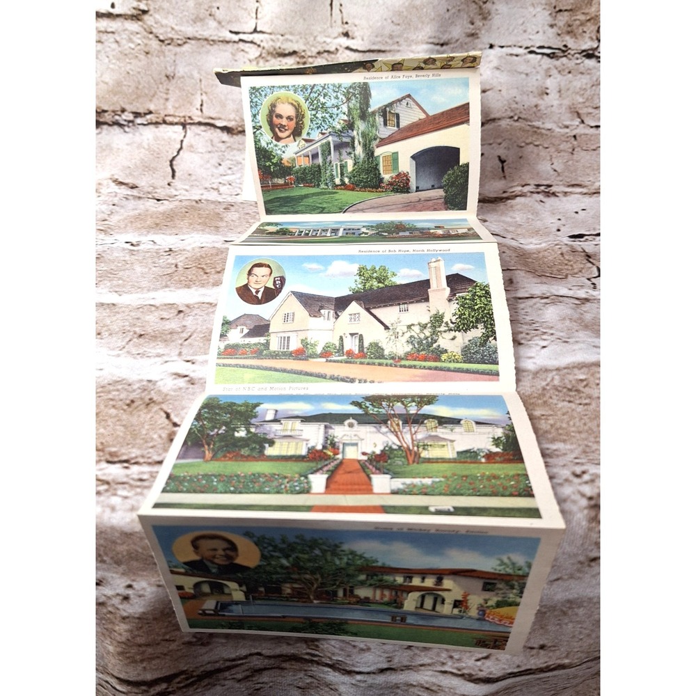 Vintage 1940‎ Homes of the Movie Starts flip out post card booklet 3 cent stamp